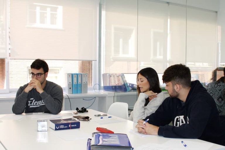 cursos GRE en clases presenciales