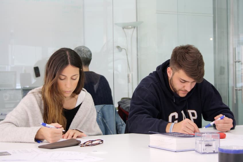 Material oficial actualizado TOEFL® Reading · simulacros y apuntes